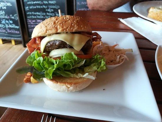 Tuk Tuk Backpackers Bar and Restaurant